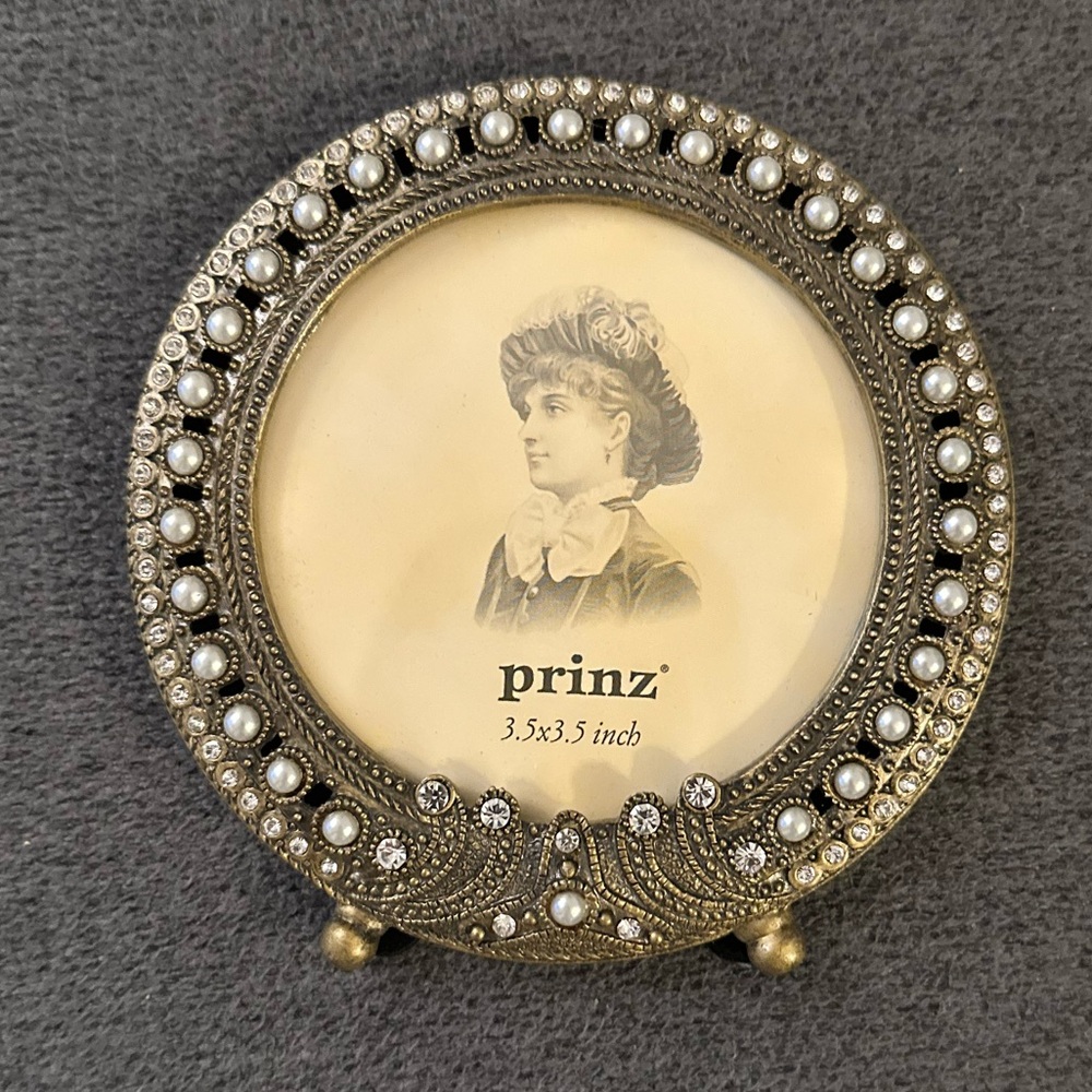 Silver Circular Picture Frame with Gems